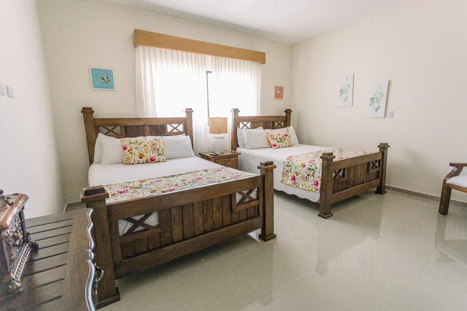 Guacamayos Hotel Bonao Екстериор снимка