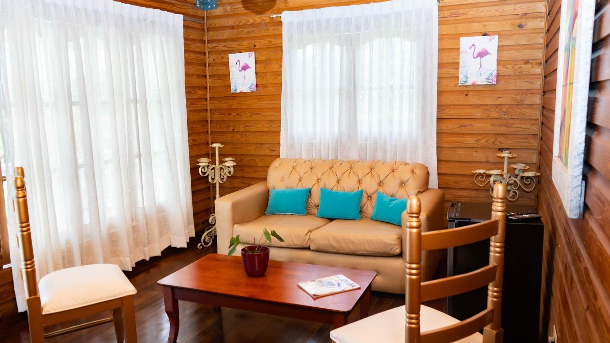 Guacamayos Hotel Bonao Екстериор снимка