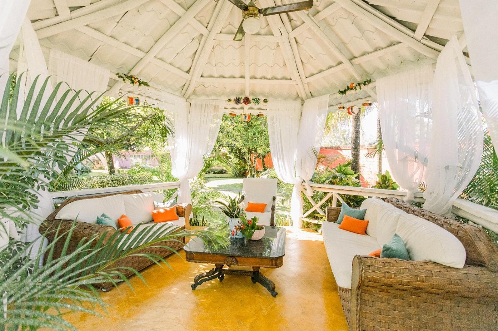 Guacamayos Hotel Bonao Екстериор снимка