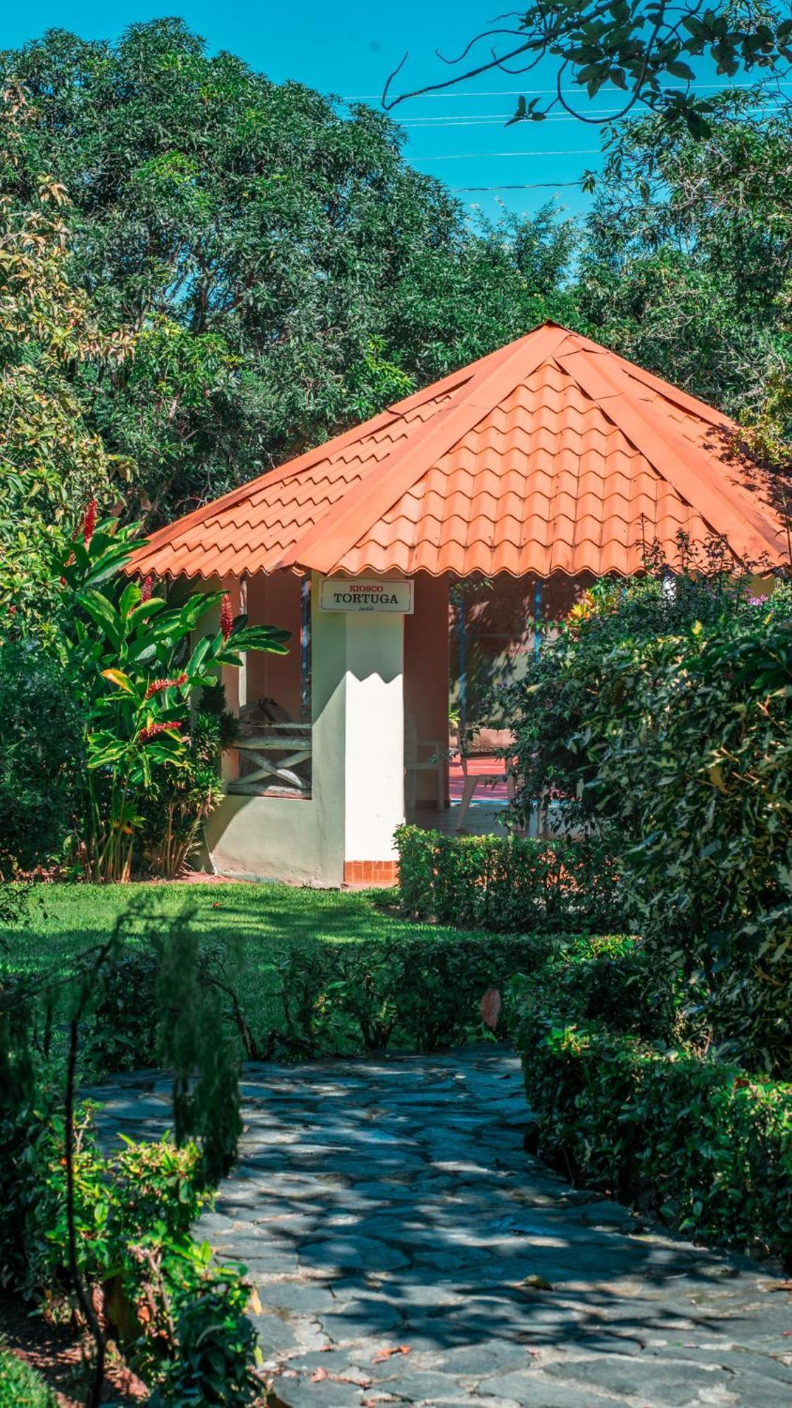 Guacamayos Hotel Bonao Екстериор снимка