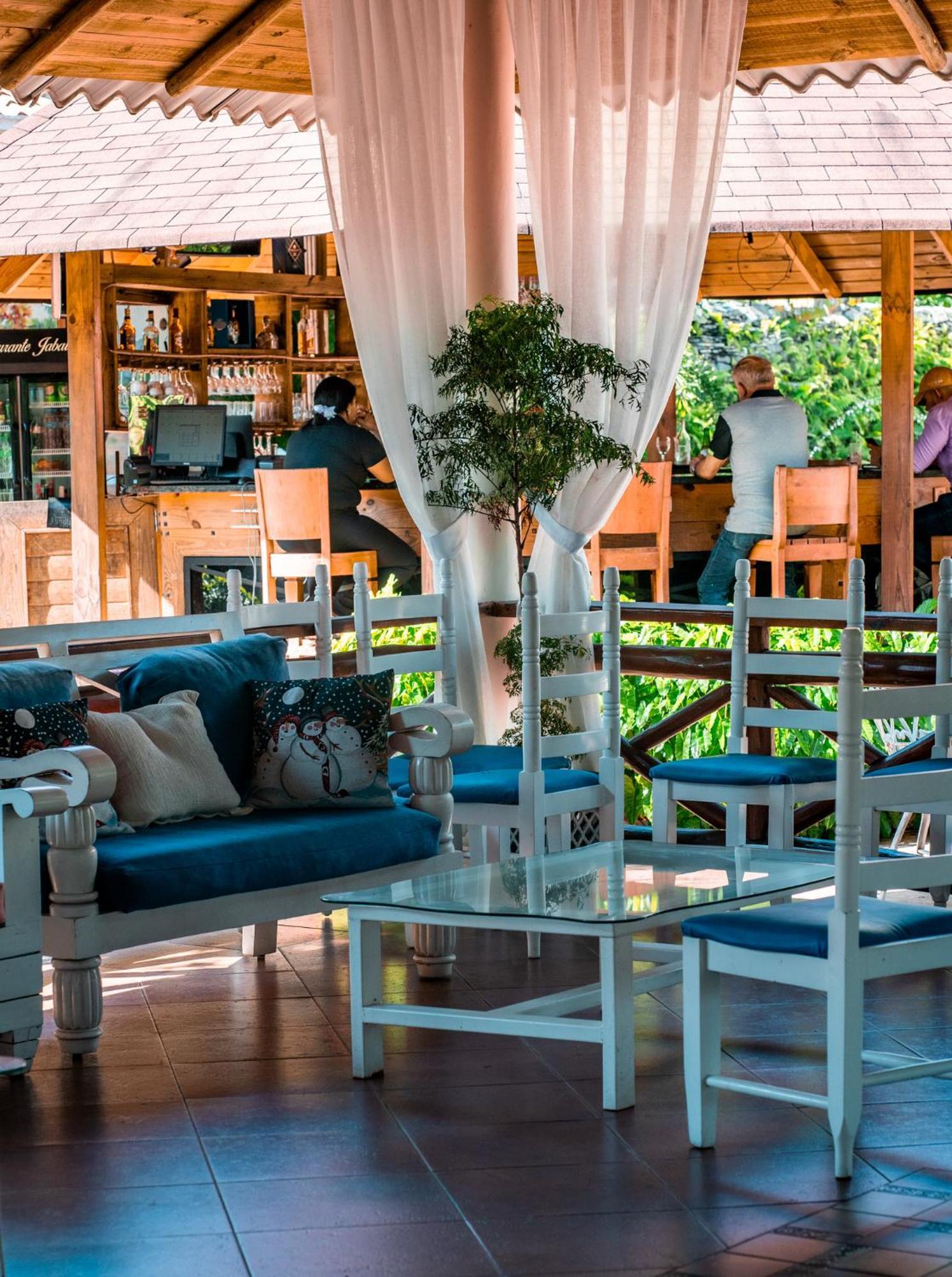 Guacamayos Hotel Bonao Екстериор снимка