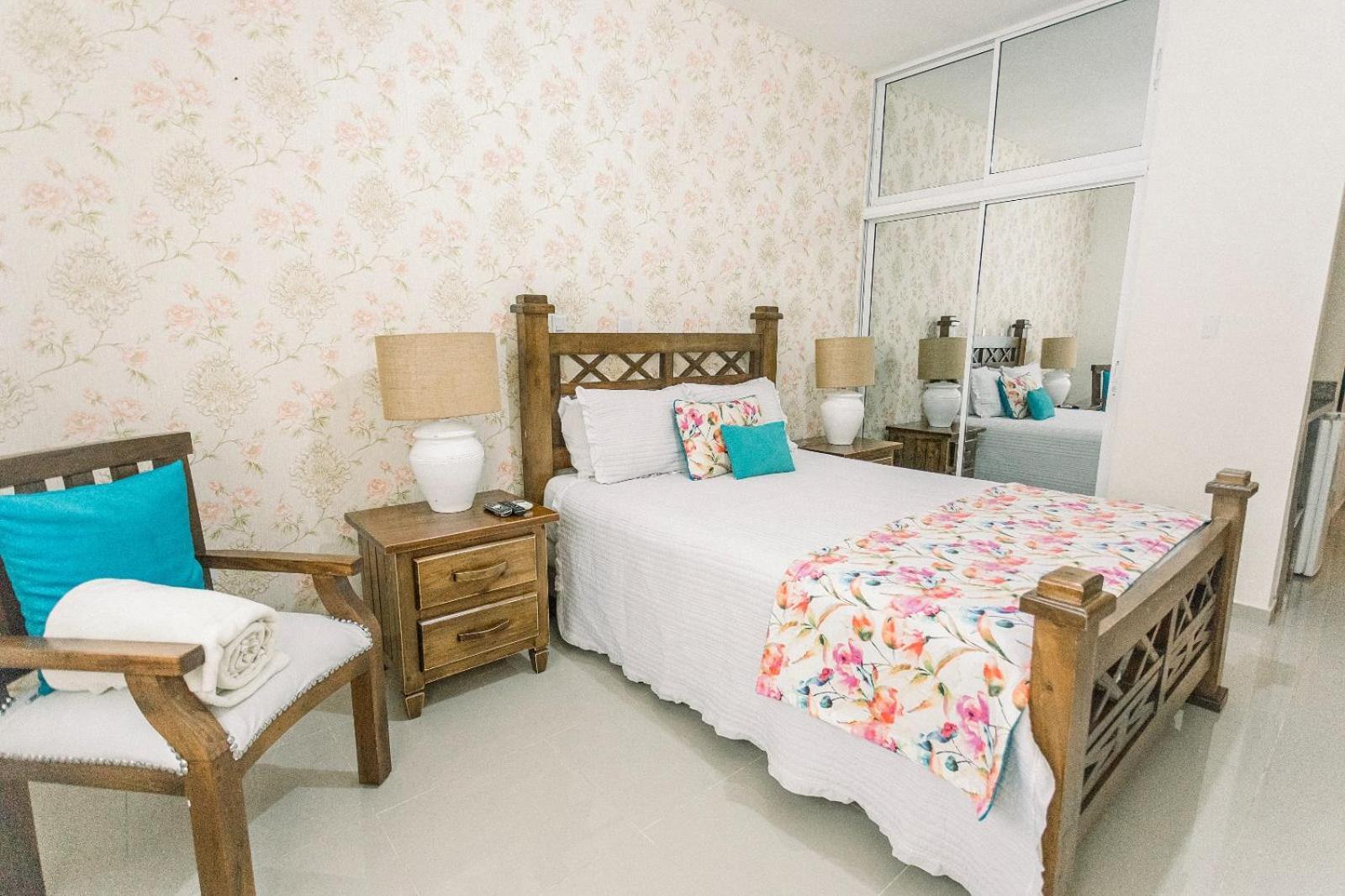 Guacamayos Hotel Bonao Екстериор снимка