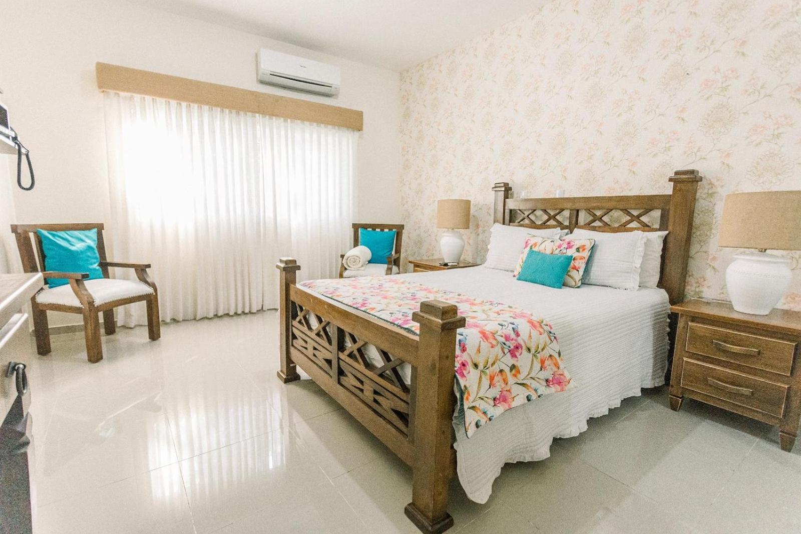 Guacamayos Hotel Bonao Екстериор снимка